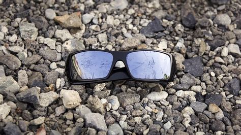 how to get scratches out of oakley sunglasses
